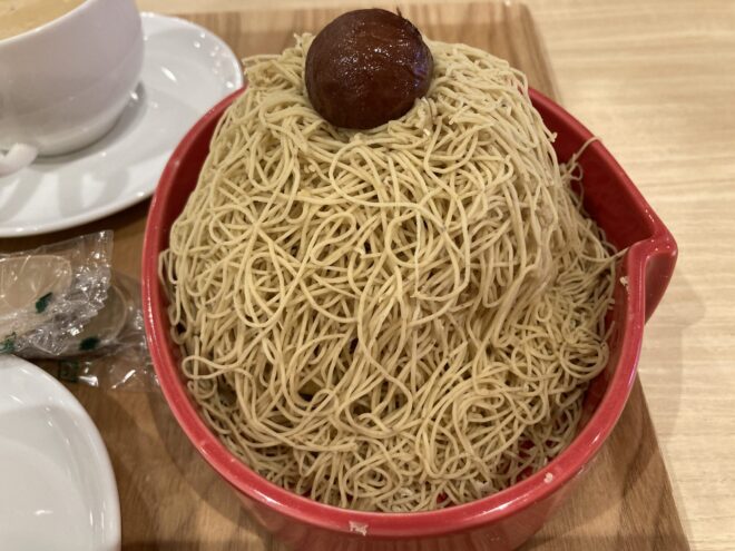 恵那川上屋の咲久舎 可児御嵩インター店の栗一筋