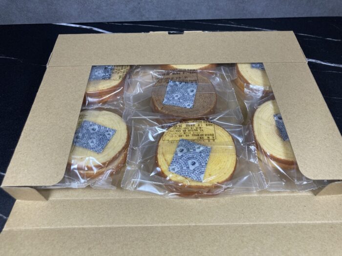 下町バームクーヘン 乳糖製菓の訳ありミニクーヘンとクリームサンドのお取り寄せ