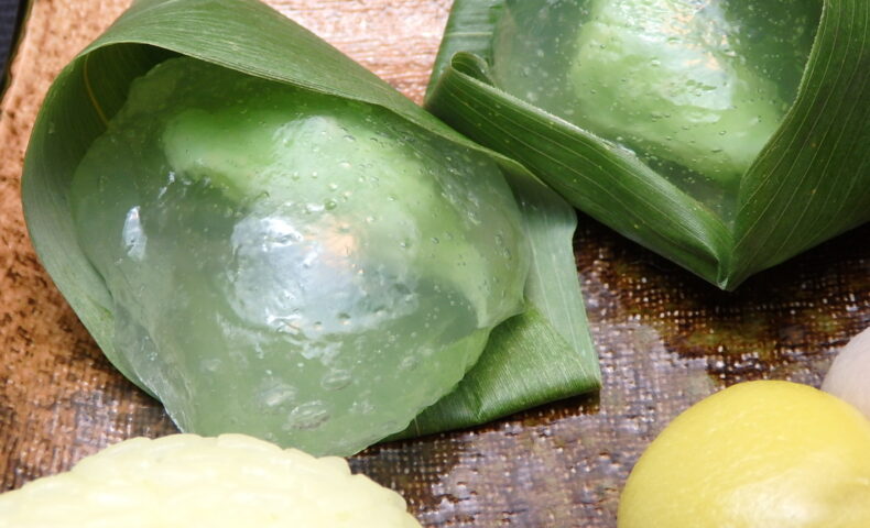 お菓子処　はとやのずんだくず餅、三色だんご、ずんだ餡