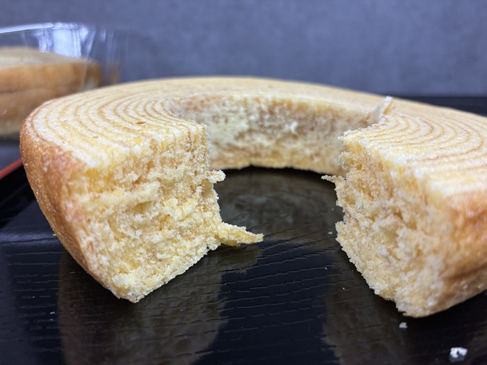 【実食レビュー】エースベーカリーのバウムクーヘンが絶品！お徳用からこだわり品まで徹底検証