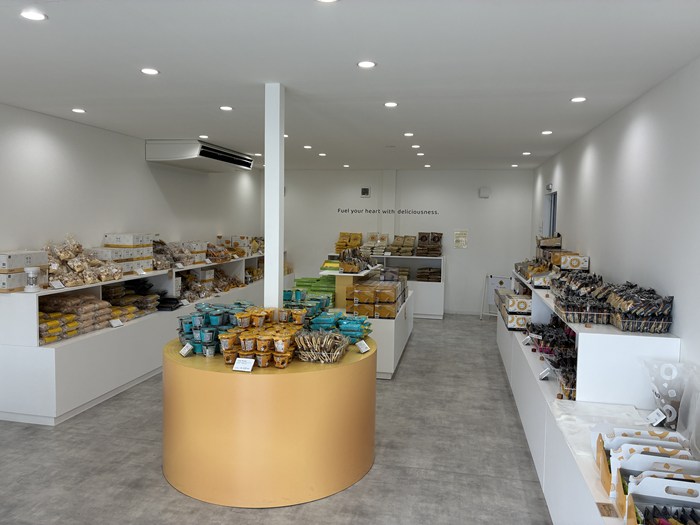 【岐阜・お菓子直売所】フルール(FLEUR)直営店へ潜入!250gで200円の「お徳用バウムクーヘン」と出会う、ときめきお買い物記録