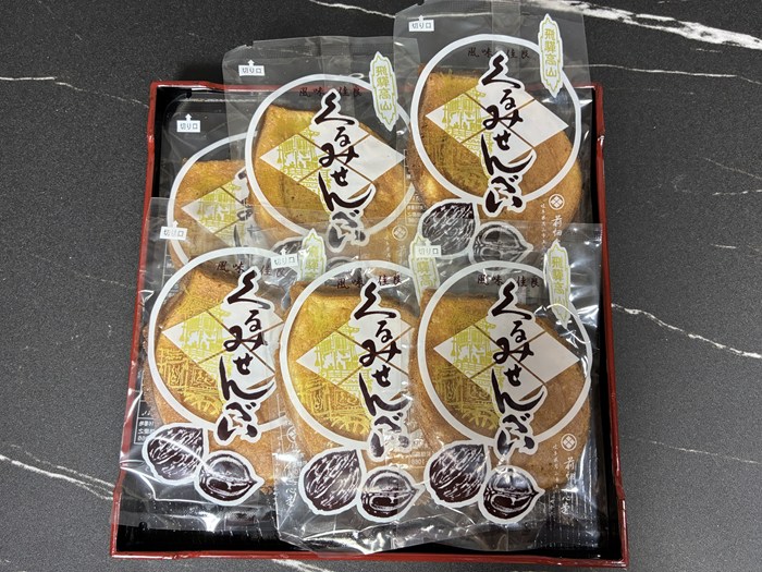 創業明治28年。高山「前畑点心堂」の元祖・栃の実せんべいが美味しい！
