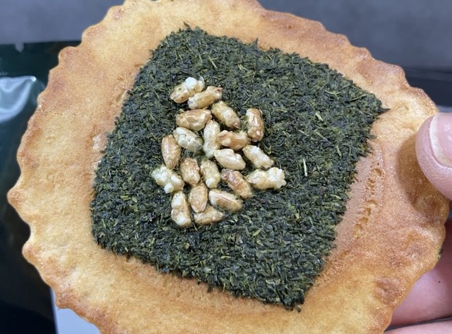 井之廣製菓舗 ちょこっと 緑茶玄米入り味噌煎餅